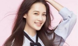 李沁最新资源爆料图片,时尚穿搭尽显优雅魅力