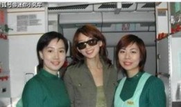 日本明星合影爆料视频播放,揭秘明星私下聚会瞬间