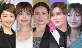 日本明星合影爆料视频播放,揭秘明星私下聚会瞬间