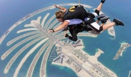 娱乐吃瓜酱跳伞视频大全,高空惊险！娱乐吃瓜酱跳伞视频大全集锦