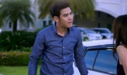 新爱的牵绊在线观看,情感纠葛的浪漫旅程