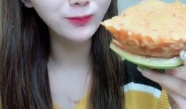 网红吃瓜小姐姐视频,网红吃瓜小姐姐带你揭秘娱乐圈幕后真相